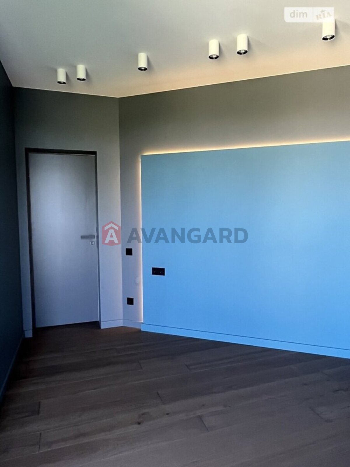 2 ����. ��������, 71/48/- ��. �., 5/6 ���� ���� 10