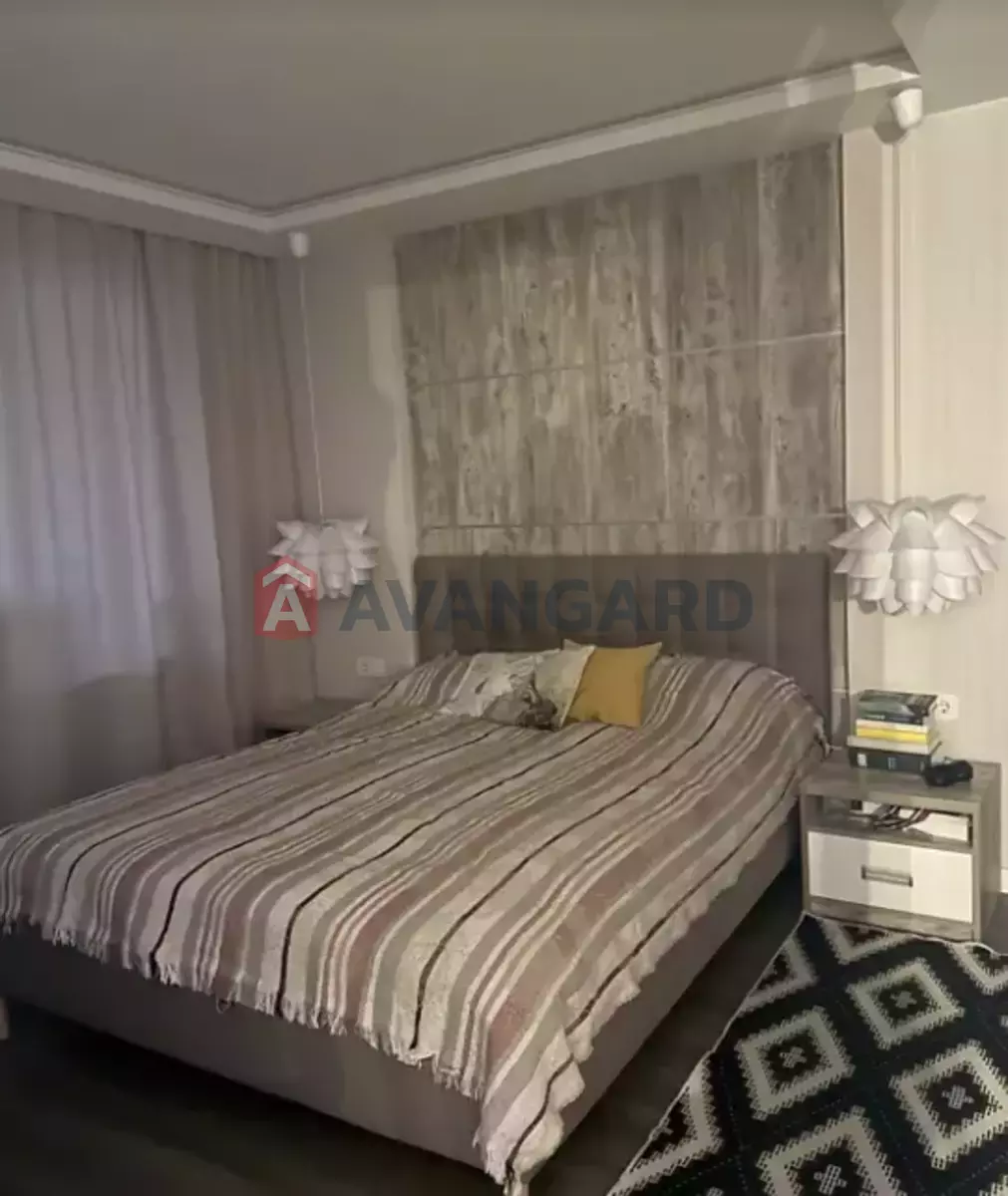 3 . , 70/49/7 . ., 9/9   8