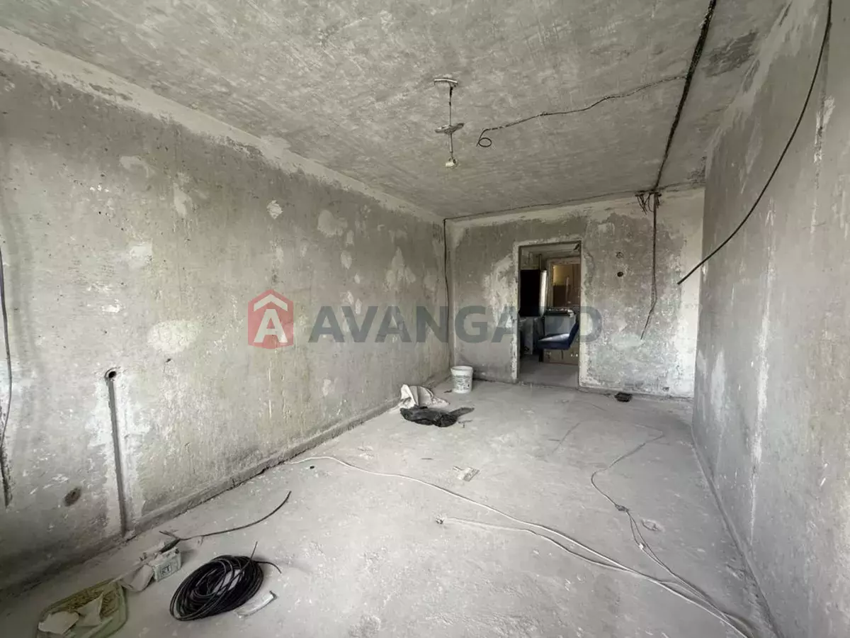 5 ��. ��������, 106/-/15 ��. �., 8/10 ������ ���� 13