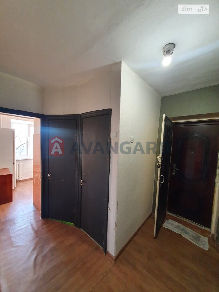 3 ��. ��������, 55/40/5 ��. �., 3/5 ������ ���� 6