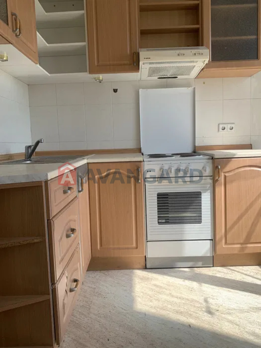 2 ��. ��������, 58/-/8 ��. �., 10/12 ������ ���� 6