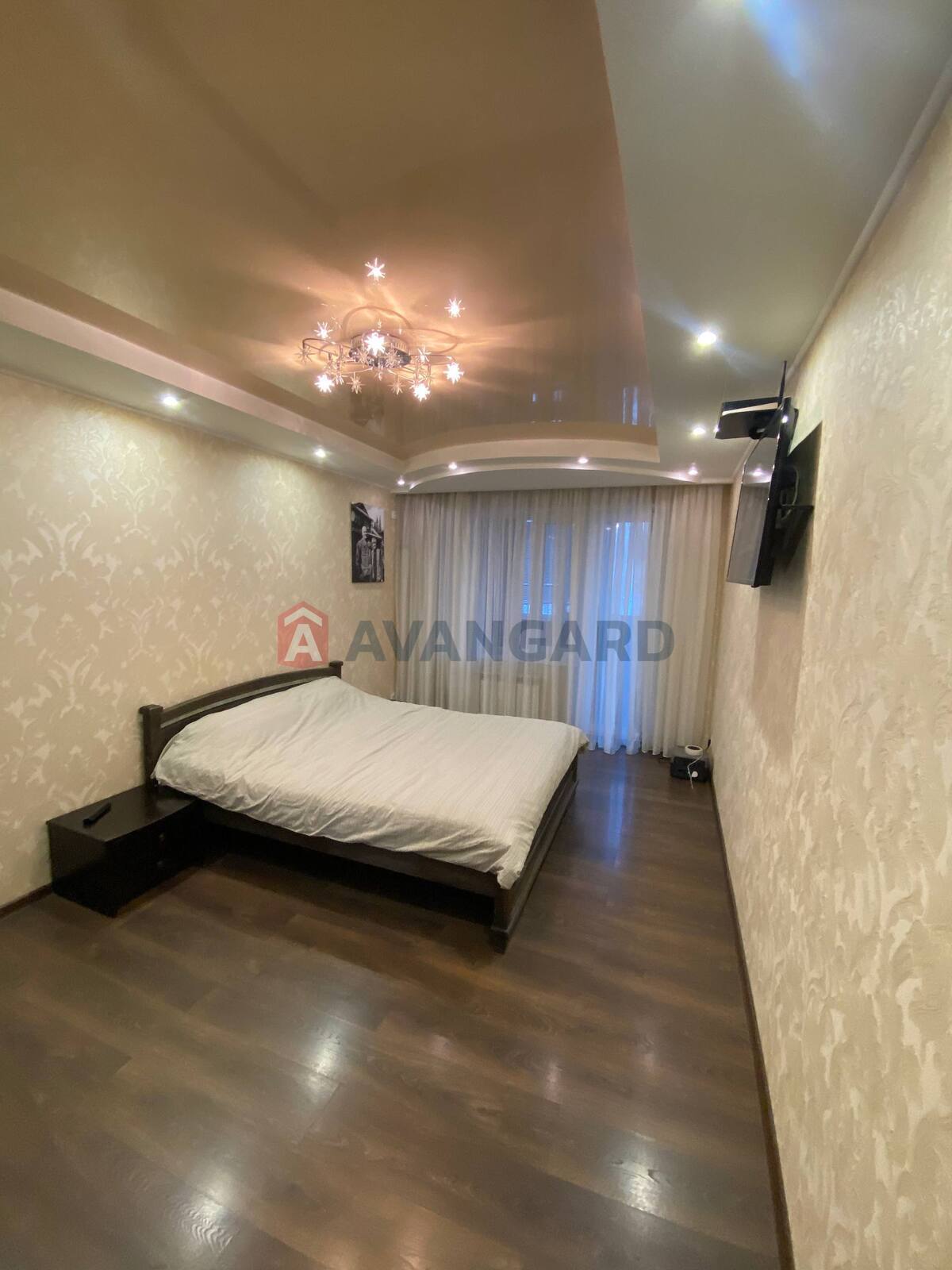 4 кім. квартира, 96/-/8 кв. м., 2/9 поверх фото 1 4 кім. квартира, 96/-/8 кв. м., 2/9 поверх фото 1