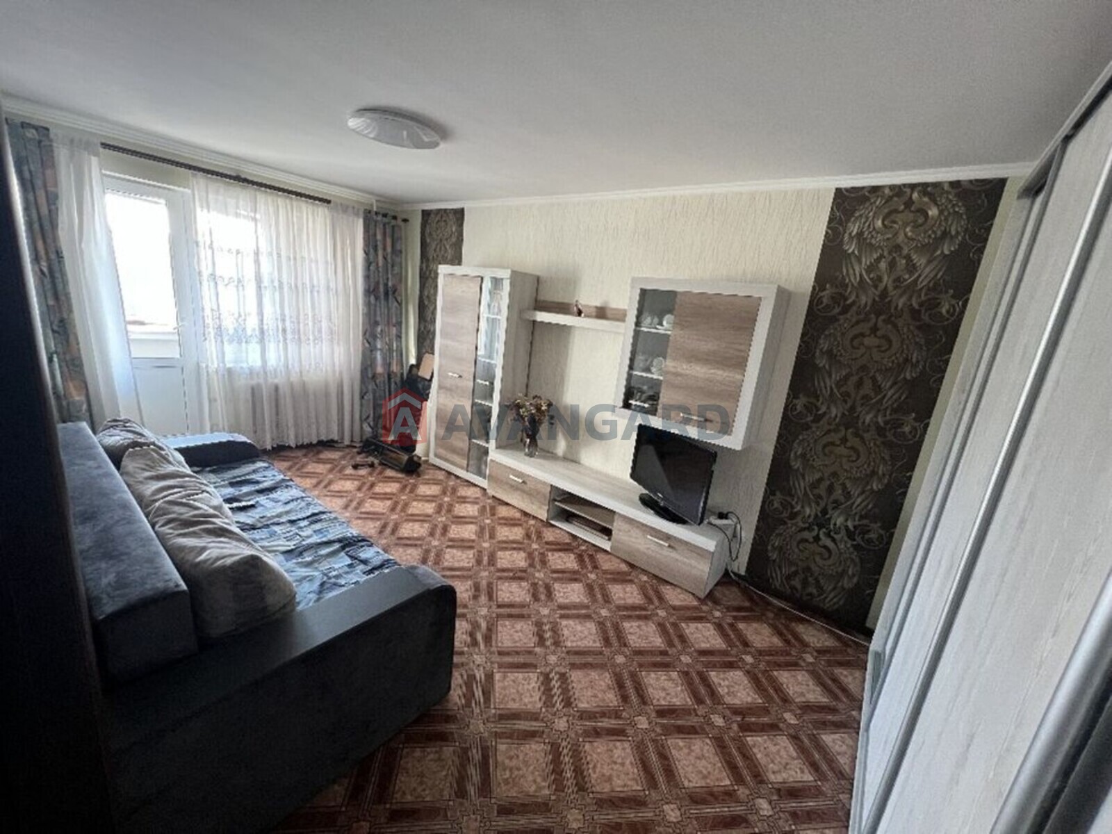 2 ��. ��������, 51/-/8 ��. �., 3/9 ������ ���� 4