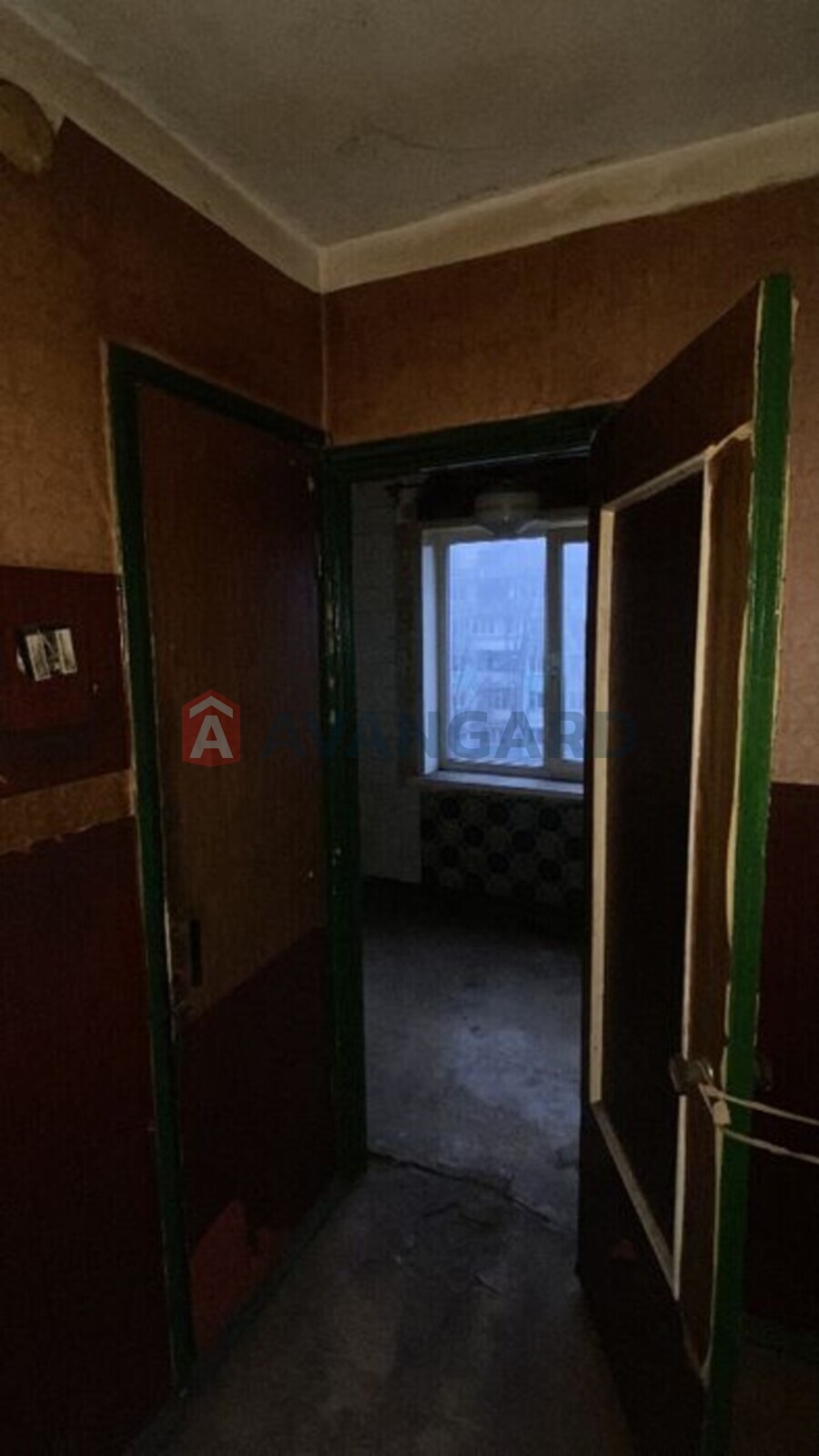 3 ��. ��������, 70/-/8 ��. �., 5/9 ������ ���� 11