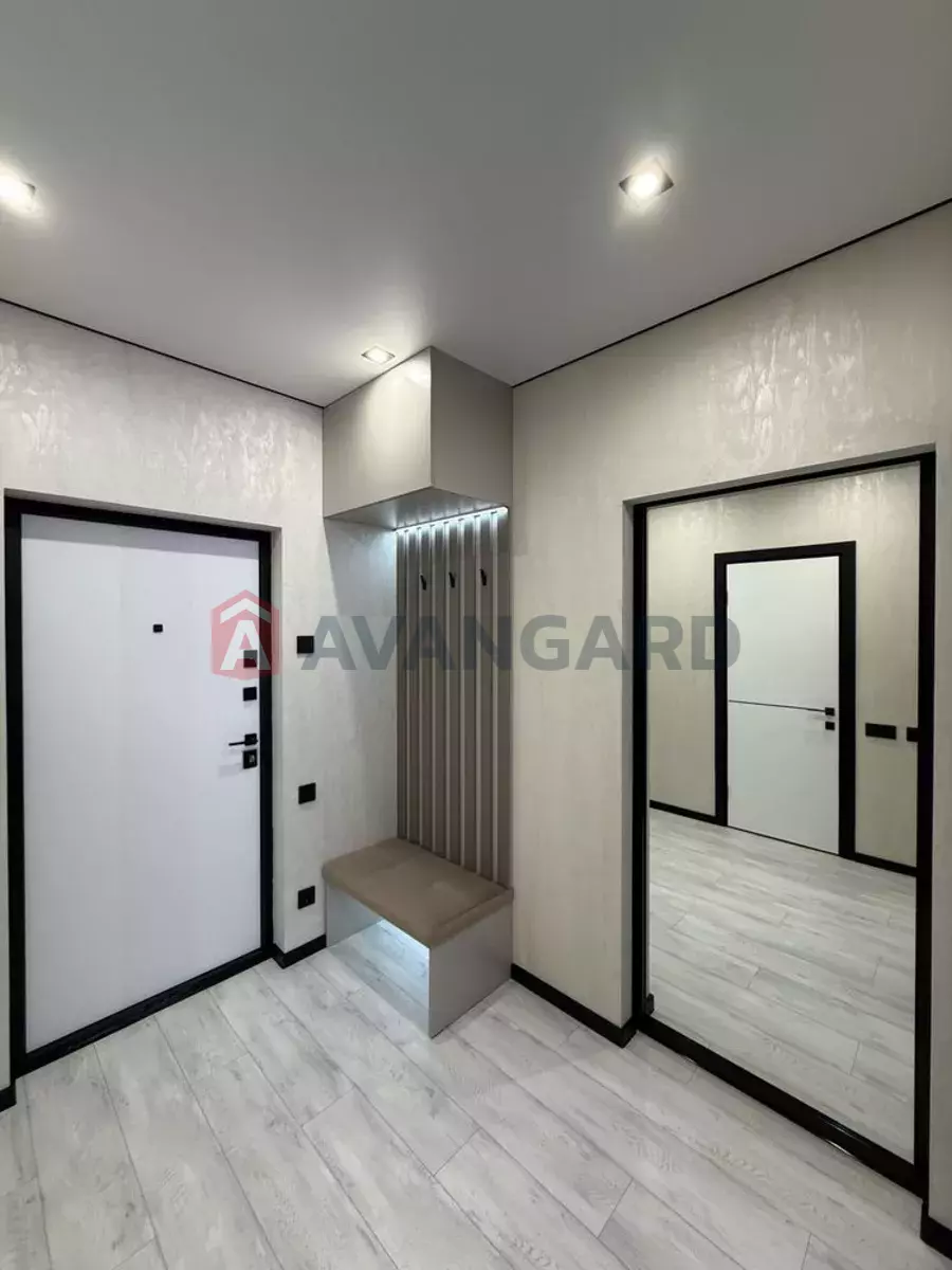 2 ����. ��������, 46/-/20 ��. �., 7/10 ���� ���� 4