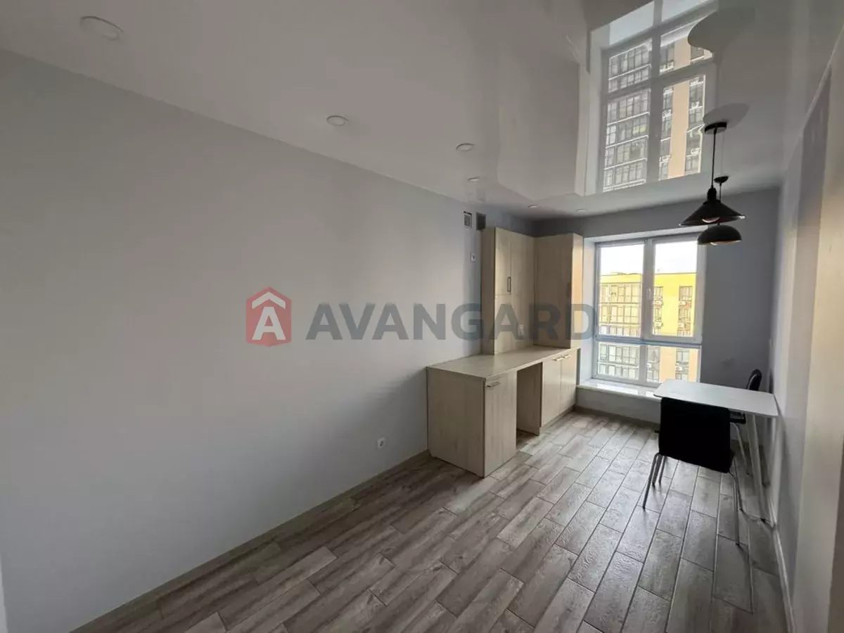 1 ��. ��������, 43/-/14 ��. �., 12/12 ������ ���� 6