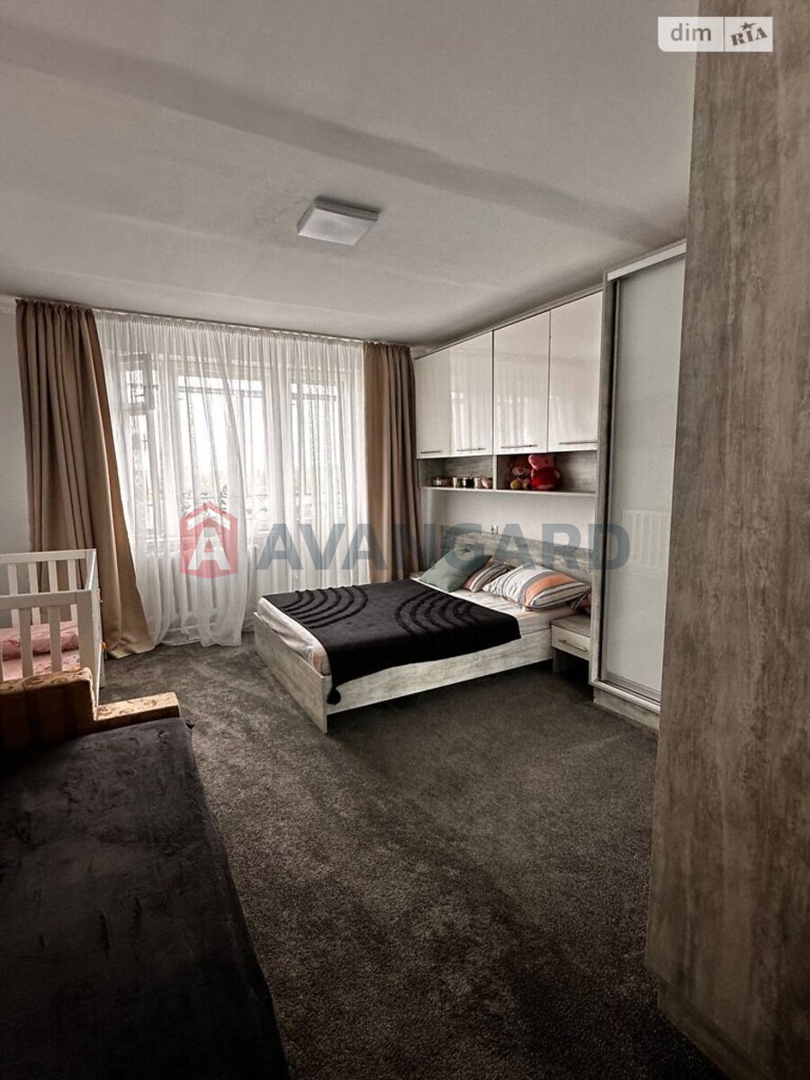 3 . , 65/37/7 . ., 9/9   3