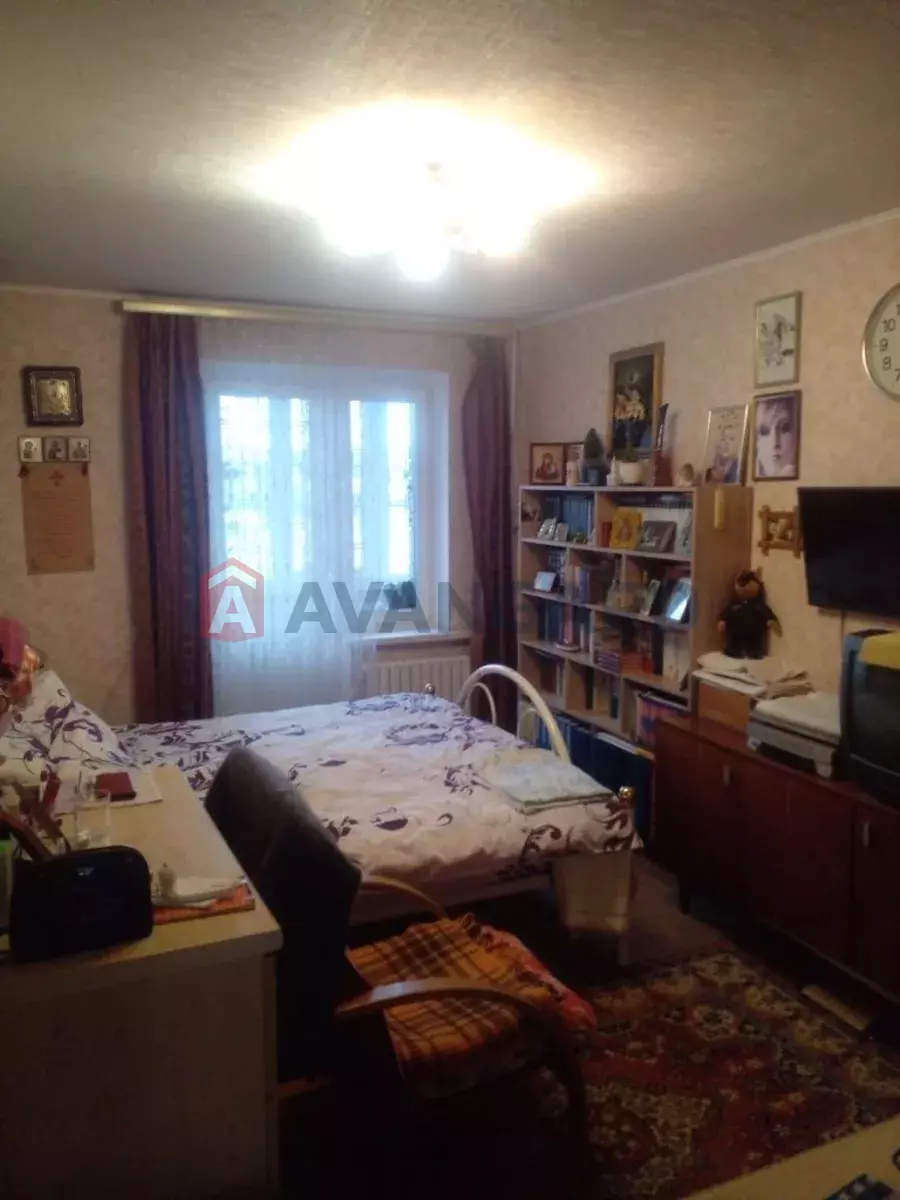 3 ��. ��������, 82/-/9 ��. �., 16/17 ������ ���� 7