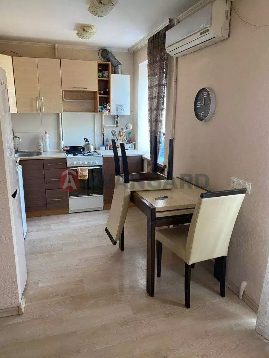 1 ����. ��������, 32/-/5 ��. �., 4/5 ���� ���� 2