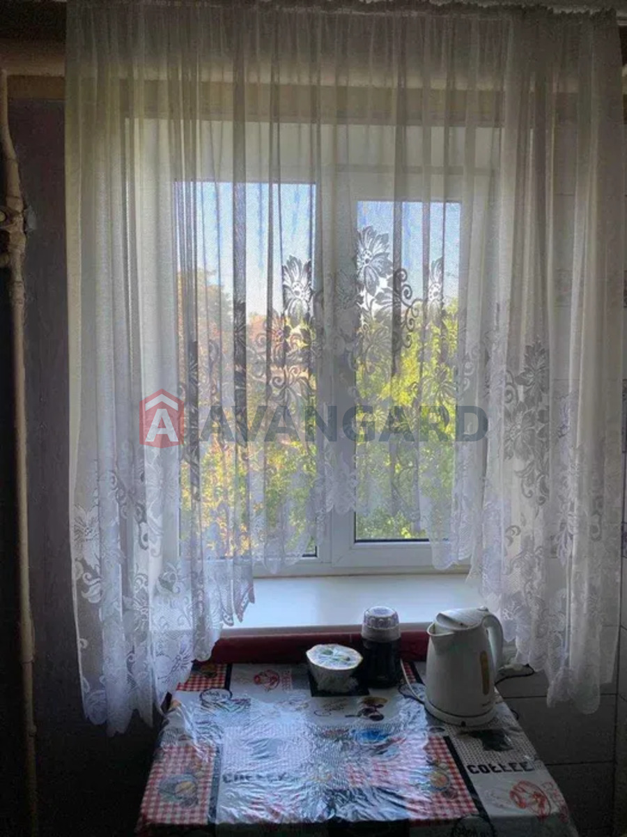 3 ��. ��������, 64/-/8 ��. �., 5/5 ������ ���� 7