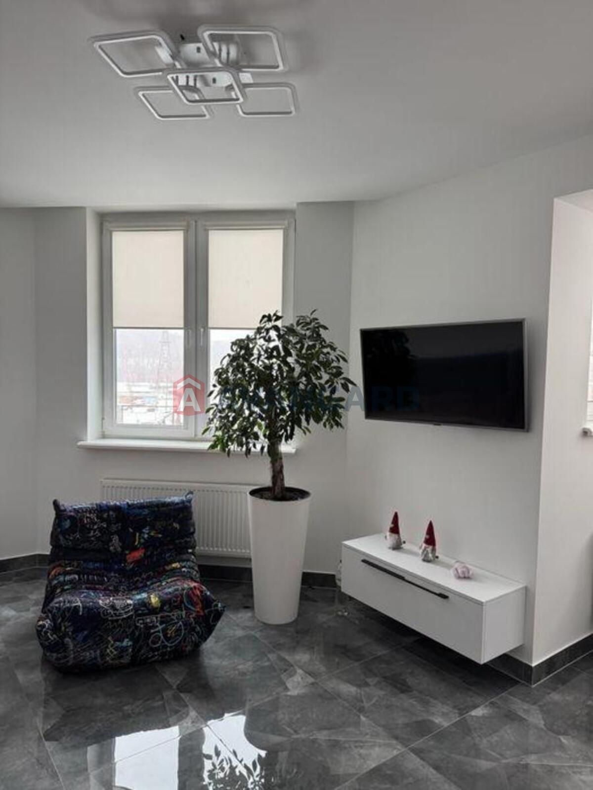 2 ��. ��������, 100/-/20 ��. �., 2/25 ������ ���� 2