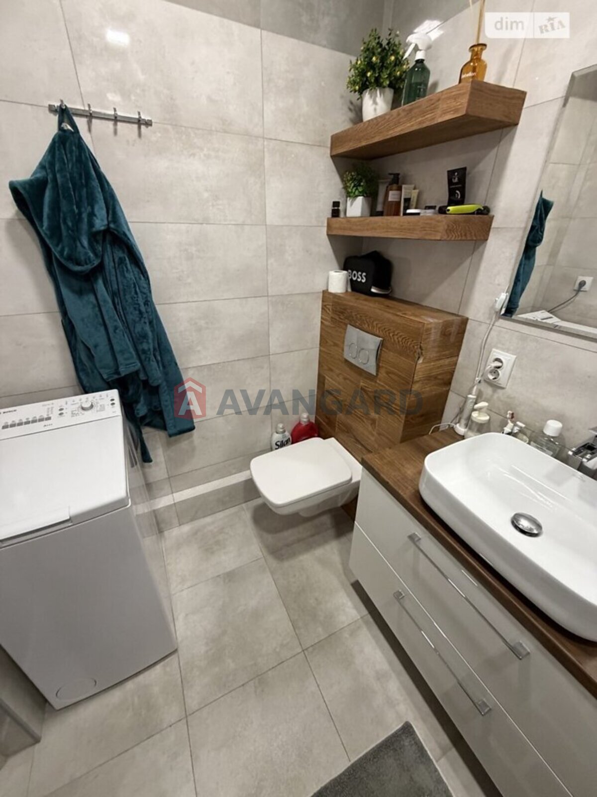 1 ��. ��������, 43/-/- ��. �., 5/5 ������ ���� 16