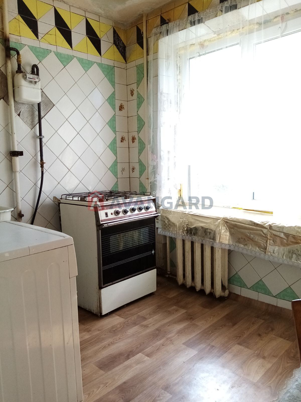 1 ����. ��������, 43/-/- ��. �., 12/12 ���� ���� 6