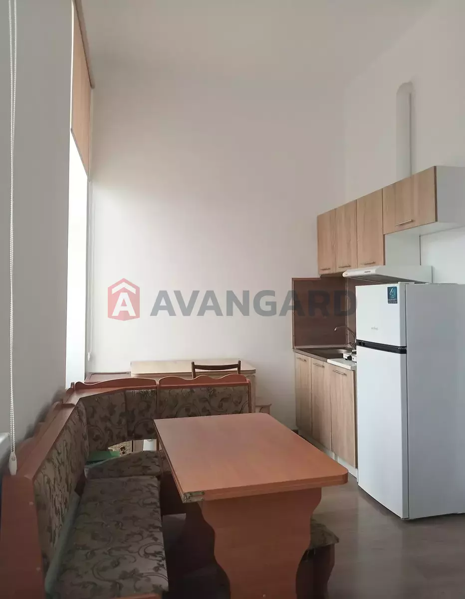 1 ����. ��������, 22/-/4 ��. �., 3/3 ���� ���� 2