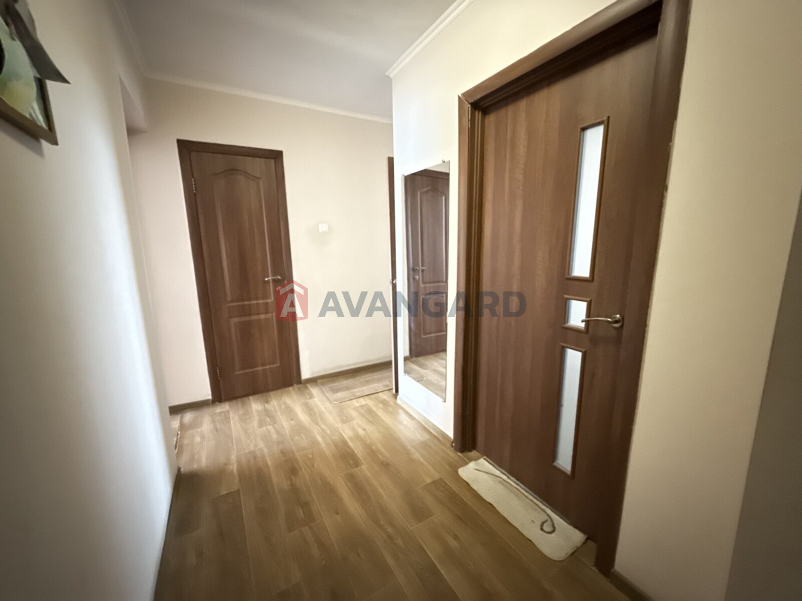 2 ��. ��������, 50/28/8 ��. �., 10/10 ������ ���� 15