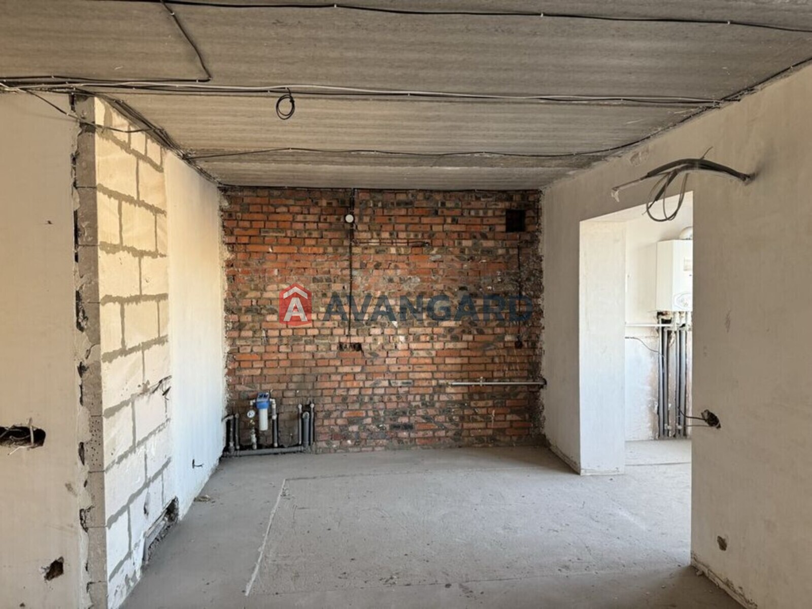 3 ��. ��������, 124/-/30 ��. �., 10/13 ������ ���� 3