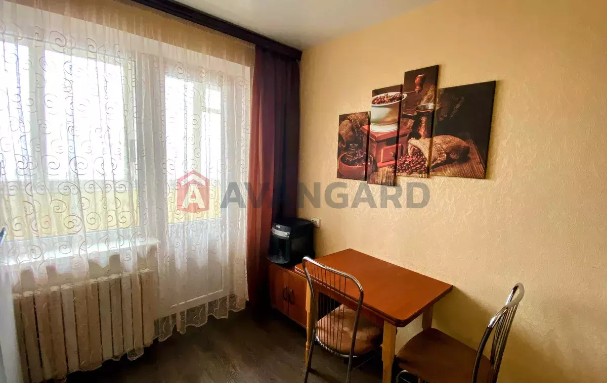 1 ��. ��������, 39/19/7 ��. �., 11/14 ������ ���� 18