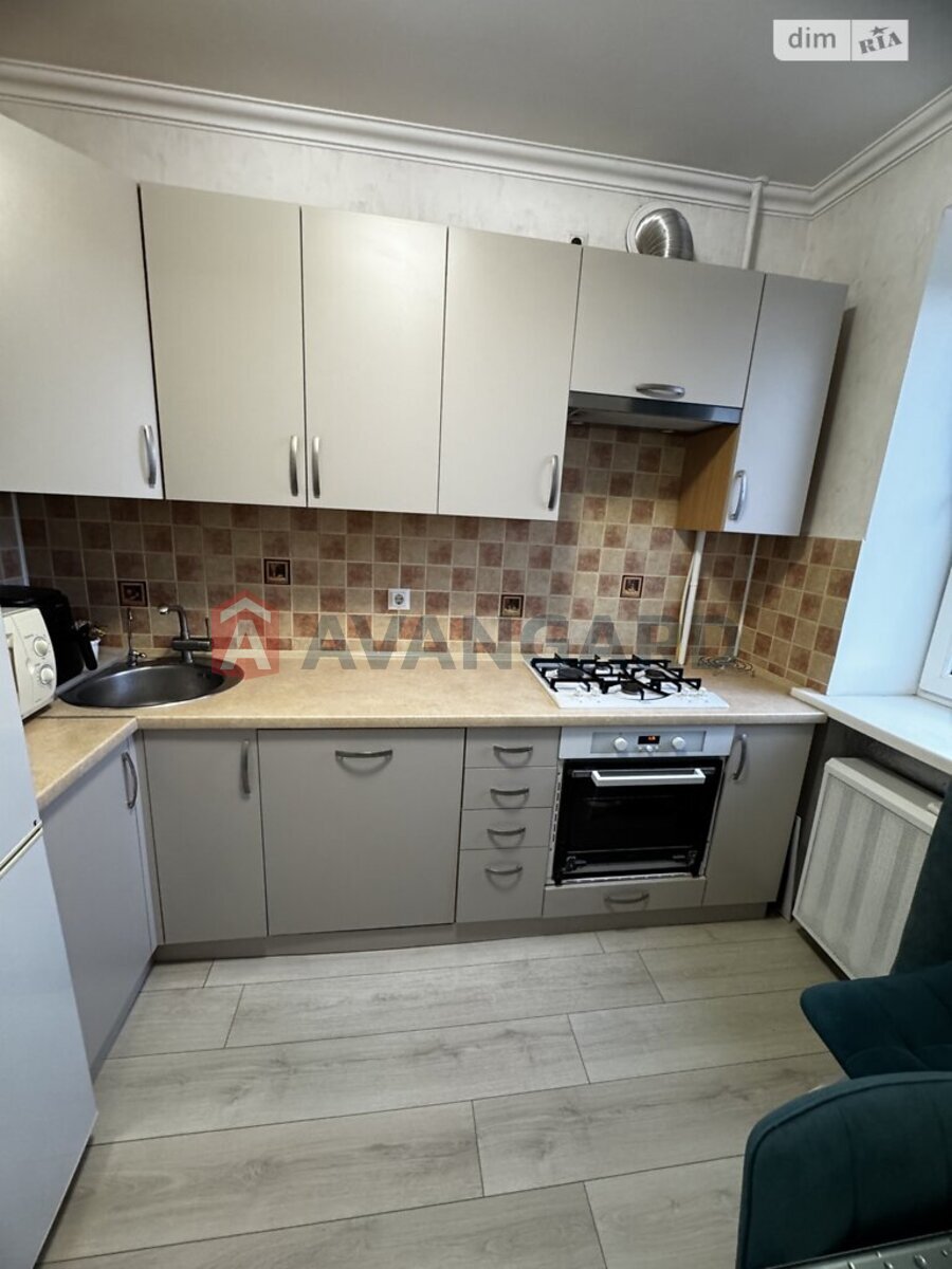 2 ��. ��������, 51/28/7 ��. �., 7/10 ������ ���� 1