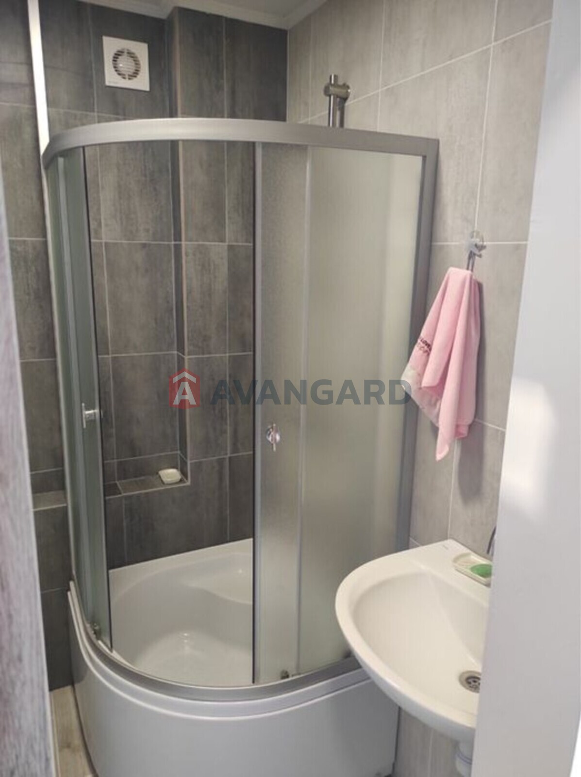 1 ��. ��������, 30/-/15 ��. �., 10/10 ������ ���� 8