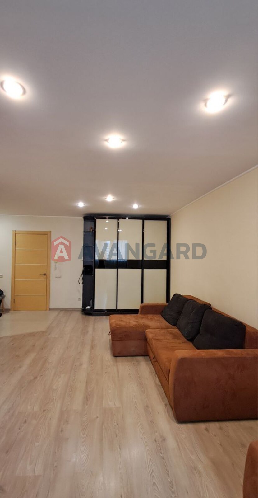 1 . , 39/-/8 . ., 12/14   4