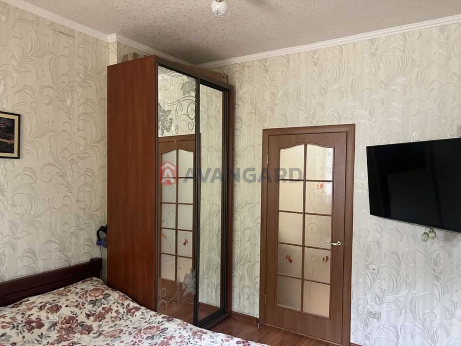 3 ��. ��������, 75/-/9 ��. �., 2/4 ������ ���� 12