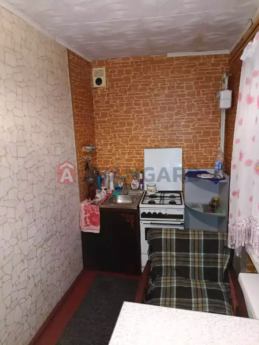 1 ��. ��������, 45/28/8 ��. �., 4/4 ������ ���� 2