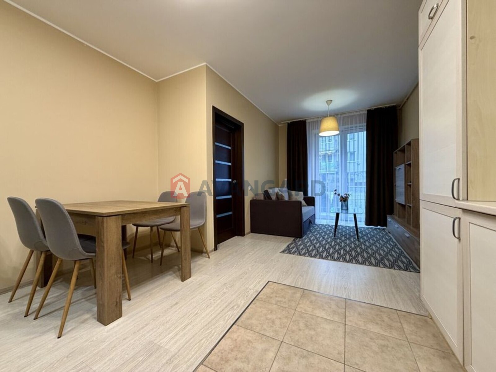 1 ��. ��������, 42/-/16 ��. �., 1/4 ������ ���� 4