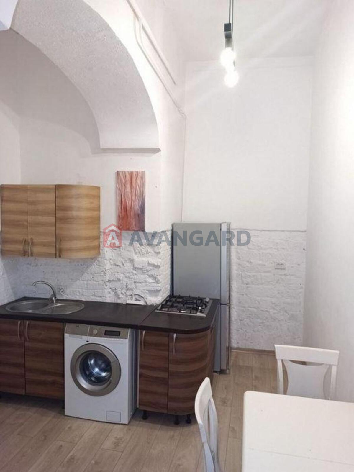 1 ��. ��������, 68/-/11 ��. �., 2/4 ������ ���� 2