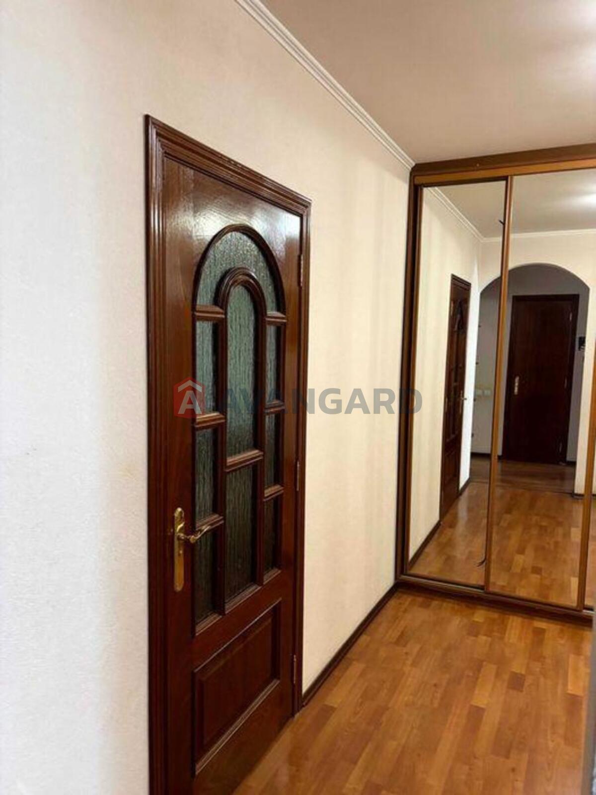 3 ��. ��������, 79/-/8 ��. �., 4/14 ������ ���� 21