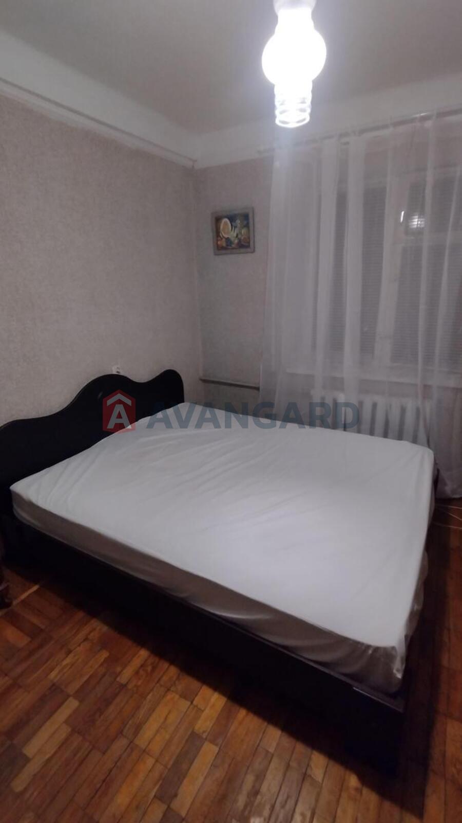 2 ��. ��������, 45/29/6 ��. �., 1/9 ������ ���� 7