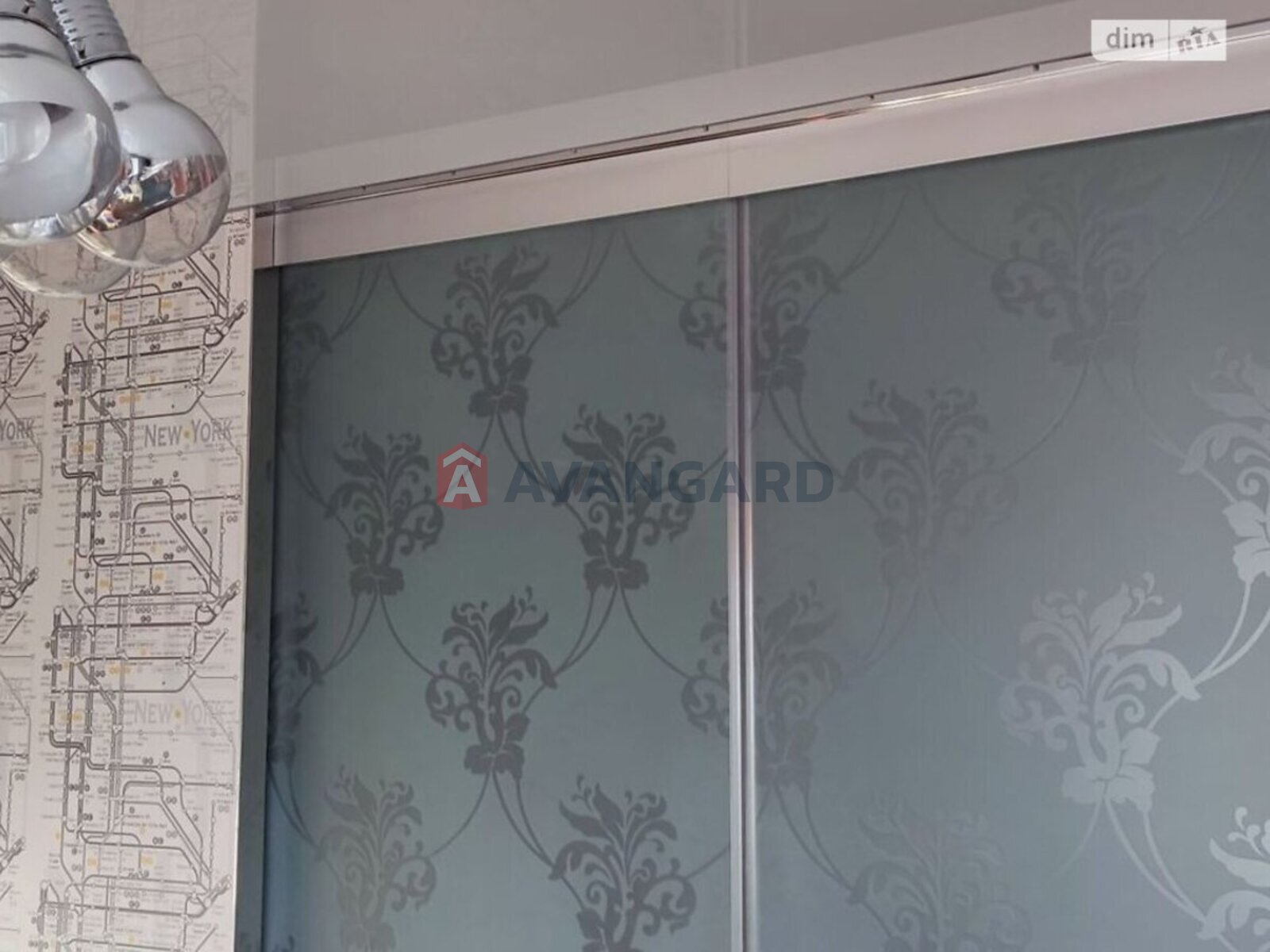 2 ����. ��������, 65/37/11 ��. �., 5/10 ���� ���� 12