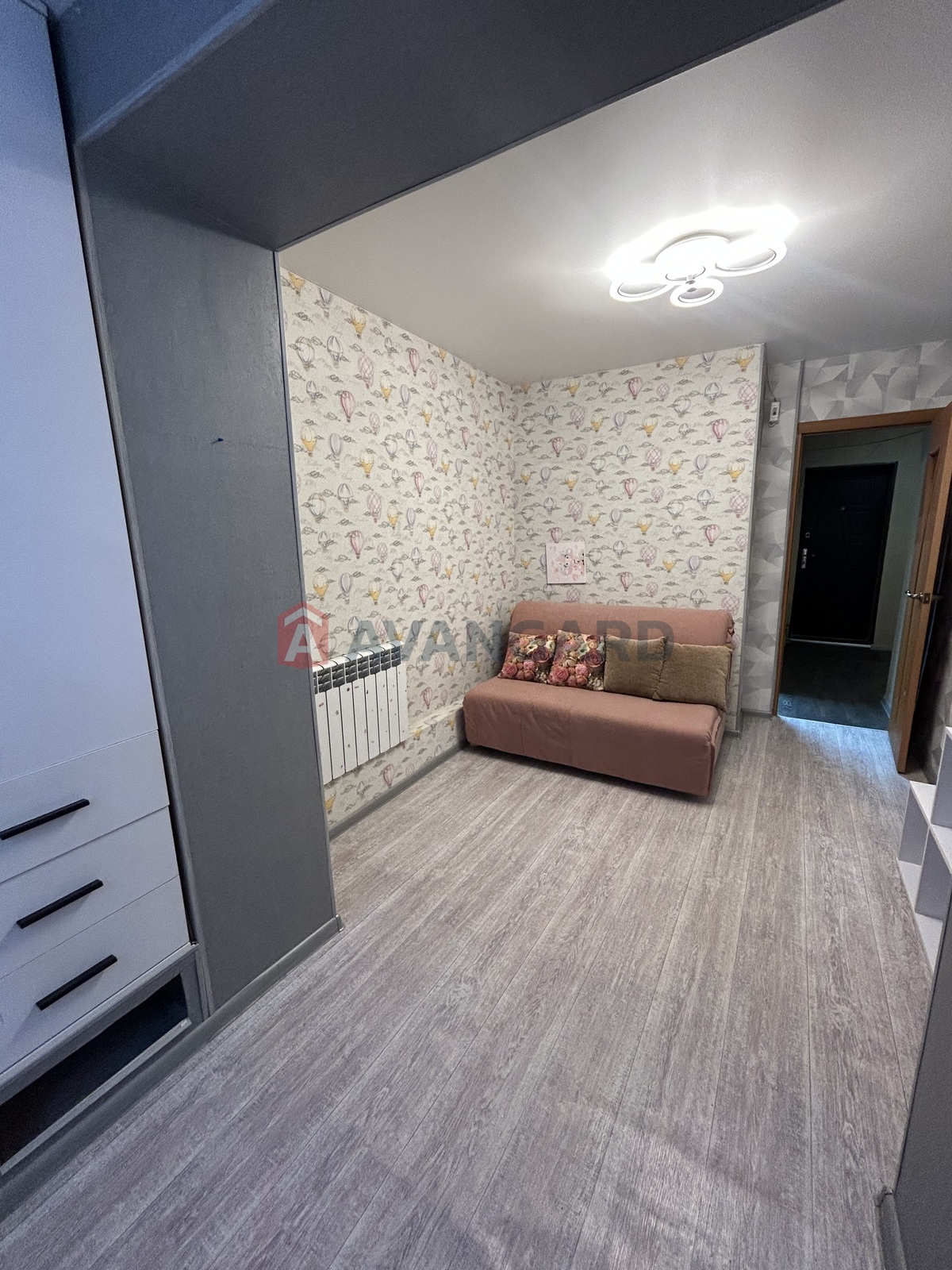 1 ��. ��������, 43,6/29,2/5 ��. �., 2/12 ������ ���� 4