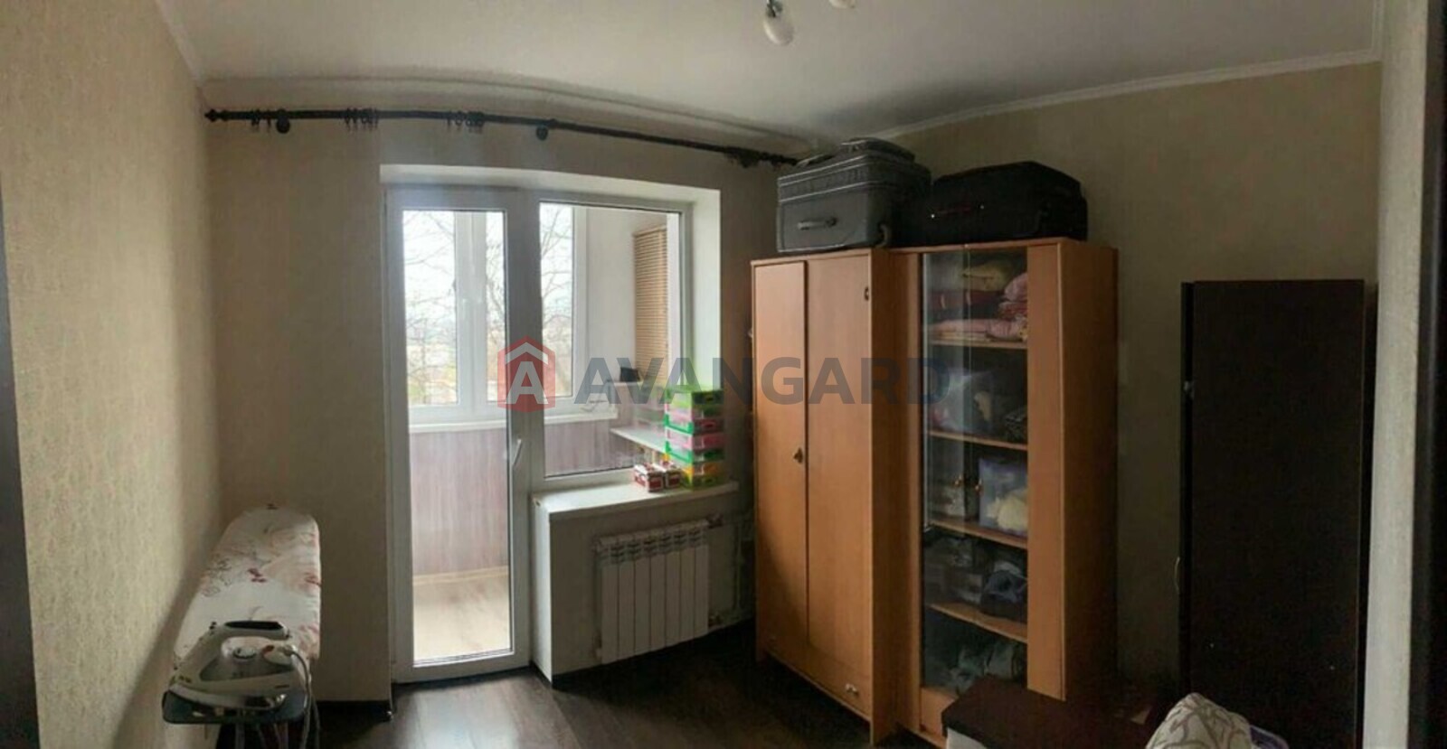 4 . , 77/-/9 . ., 3/9   20