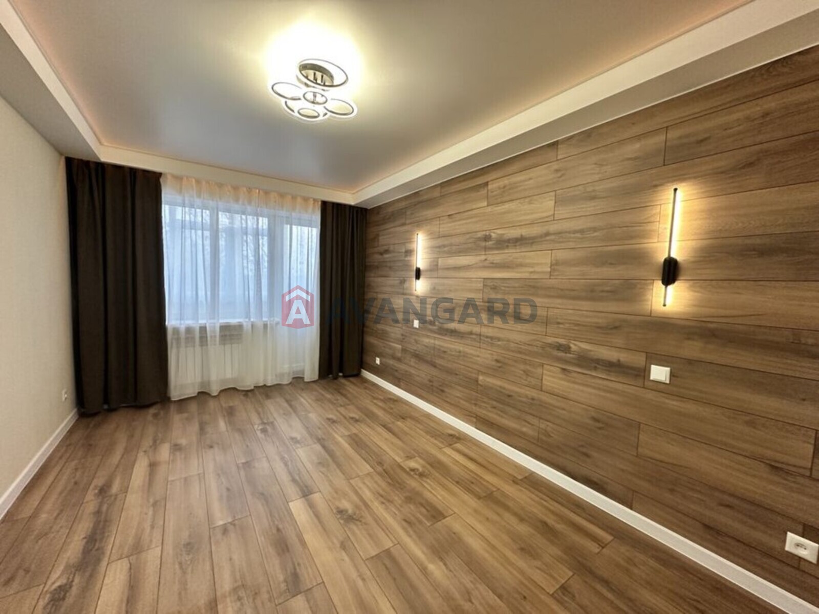 3 ��. ��������, 54/-/6 ��. �., 4/5 ������ ���� 9