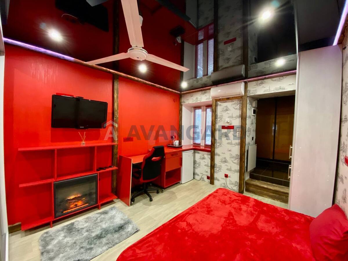 1 ��. ��������, 16/-/2 ��. �., 1/2 ������ ���� 12