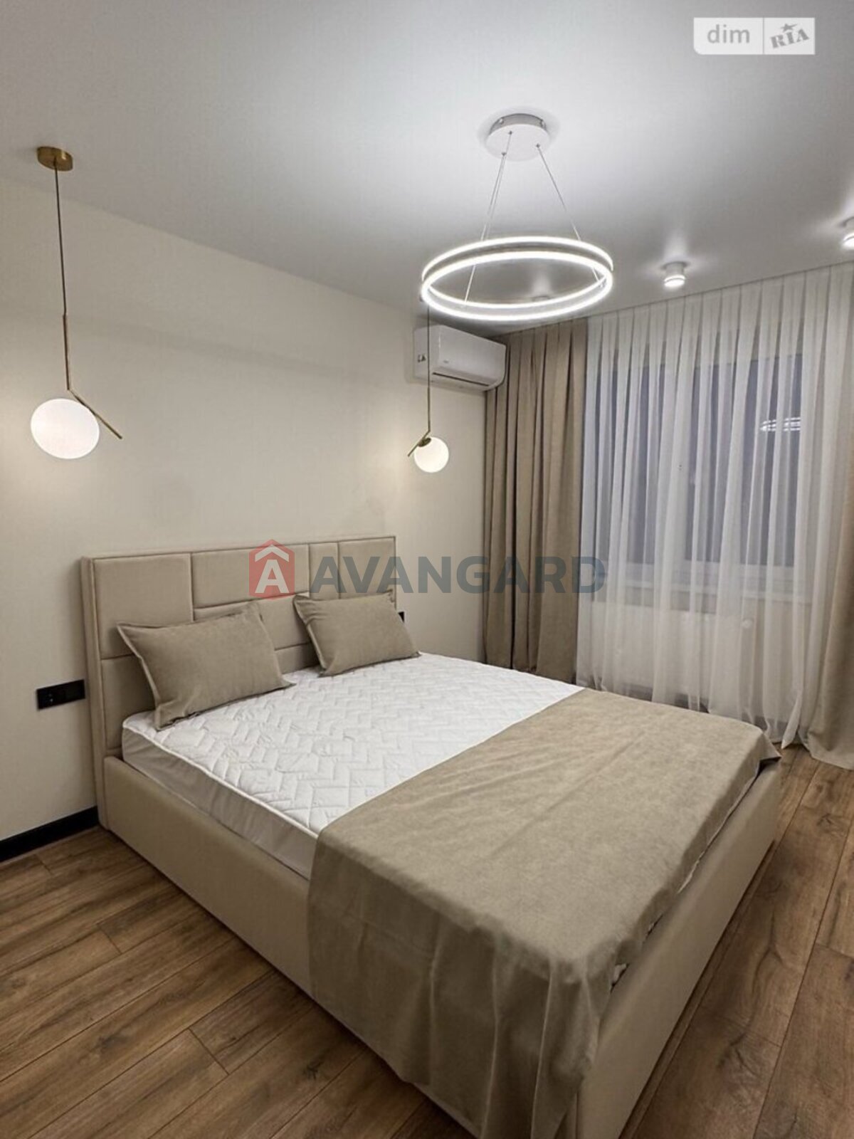 2 ��. ��������, 68/-/- ��. �., 10/10 ������ ���� 10