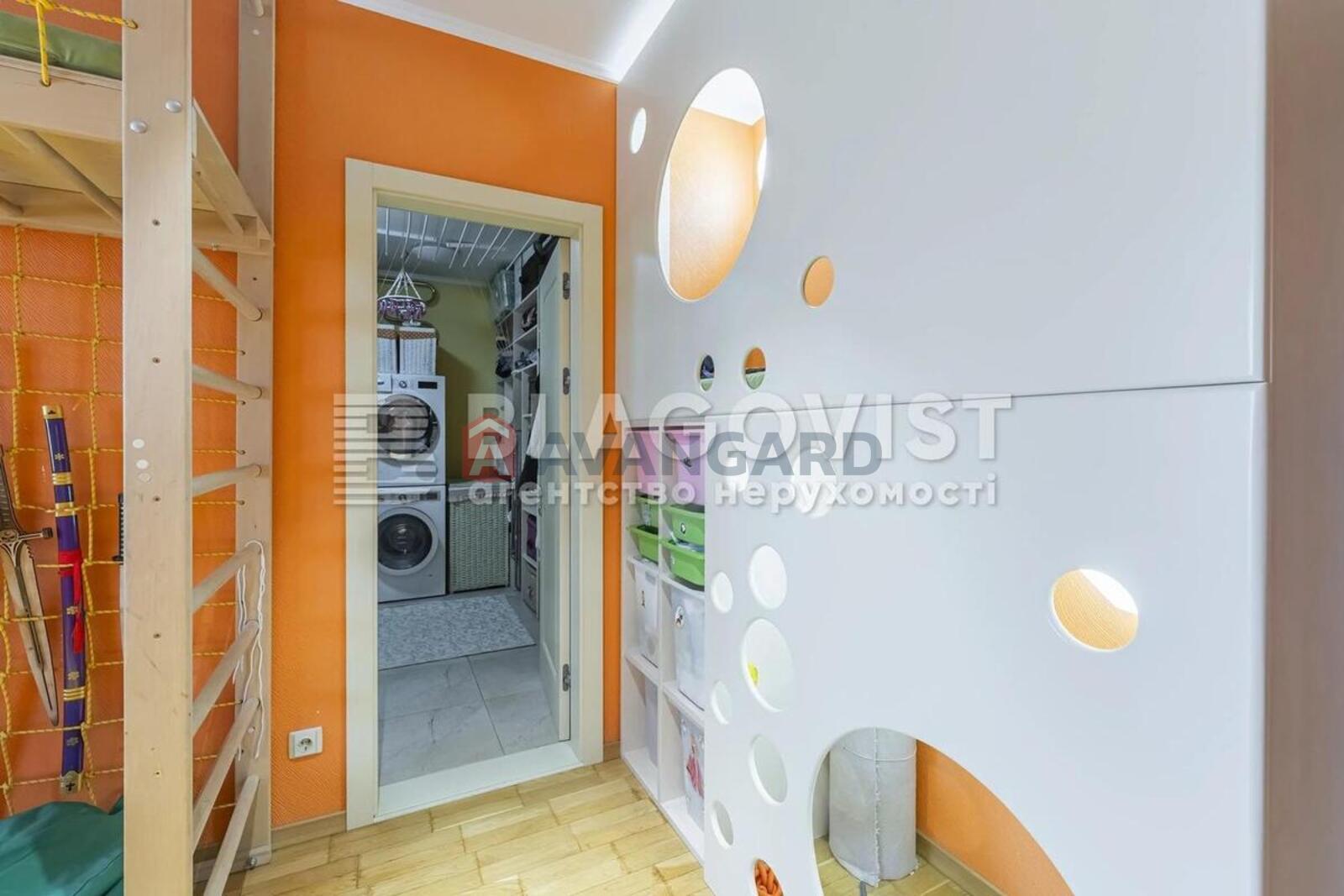 5 ��. ��������, 149/77/24 ��. �., 12/18 ������ ���� 24