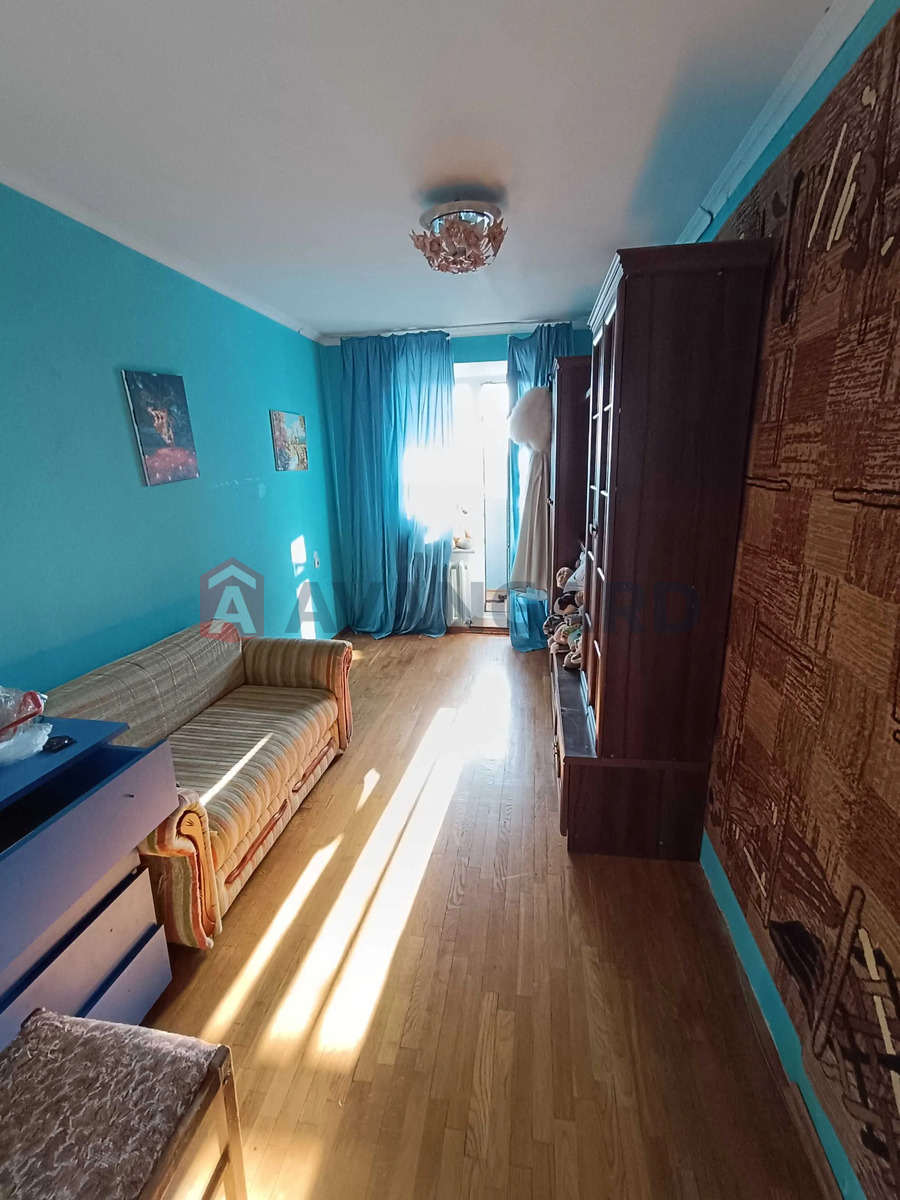 4 ��. ��������, 74/-/7 ��. �., 9/10 ������ ���� 6