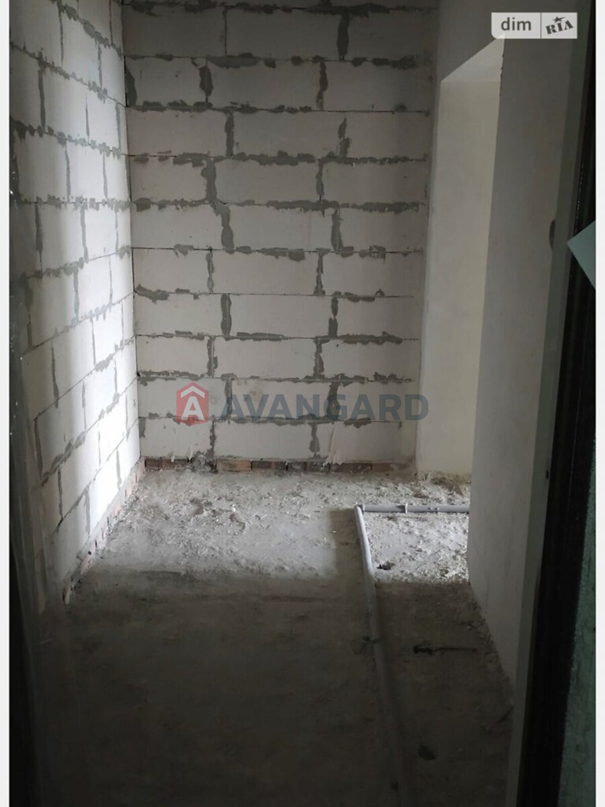 1 ��. ��������, 52/-/18 ��. �., 10/10 ������ ���� 7