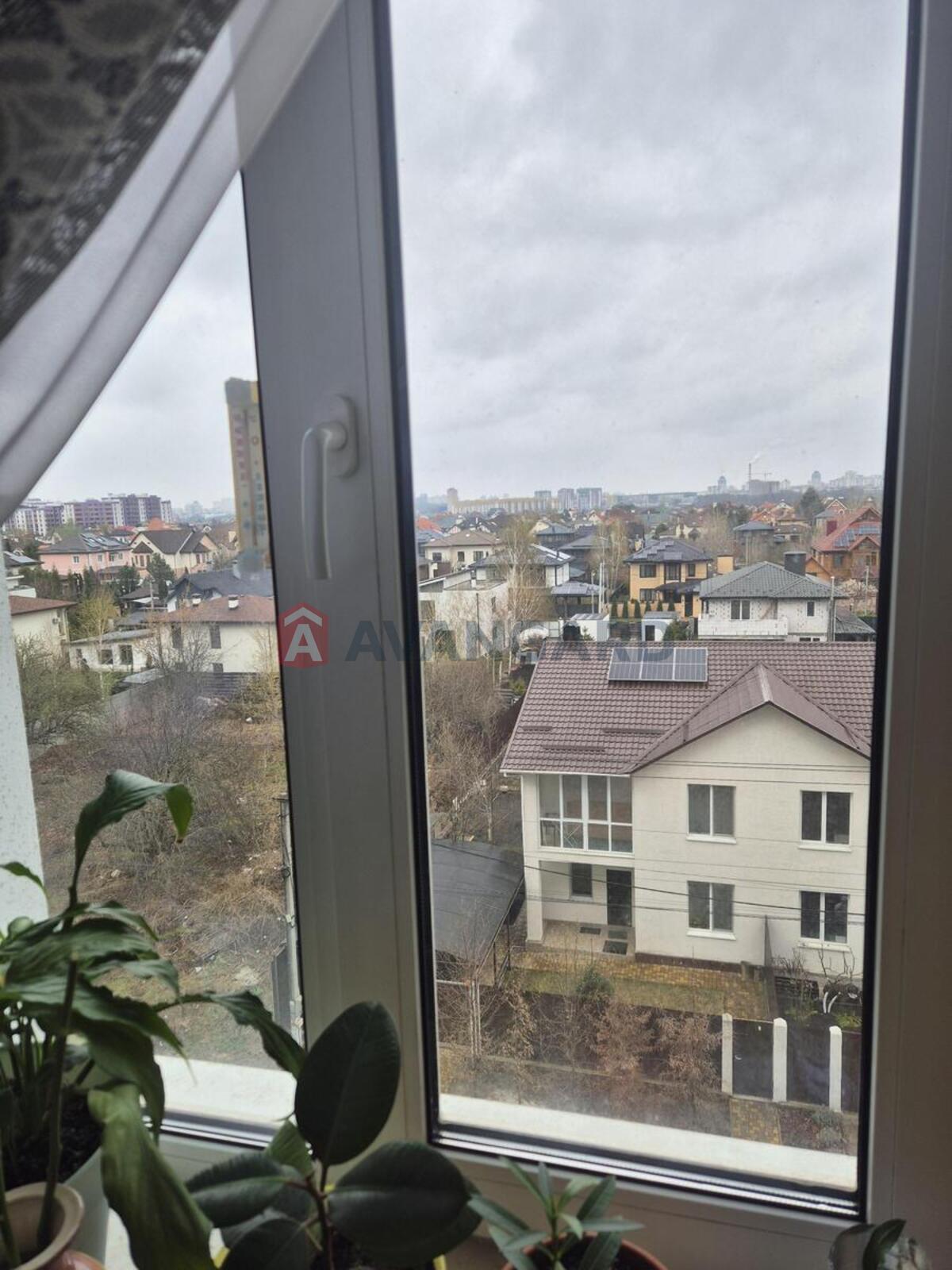 1 ��. ��������, -/-/- ��. �., 5/8 ������ ���� 8