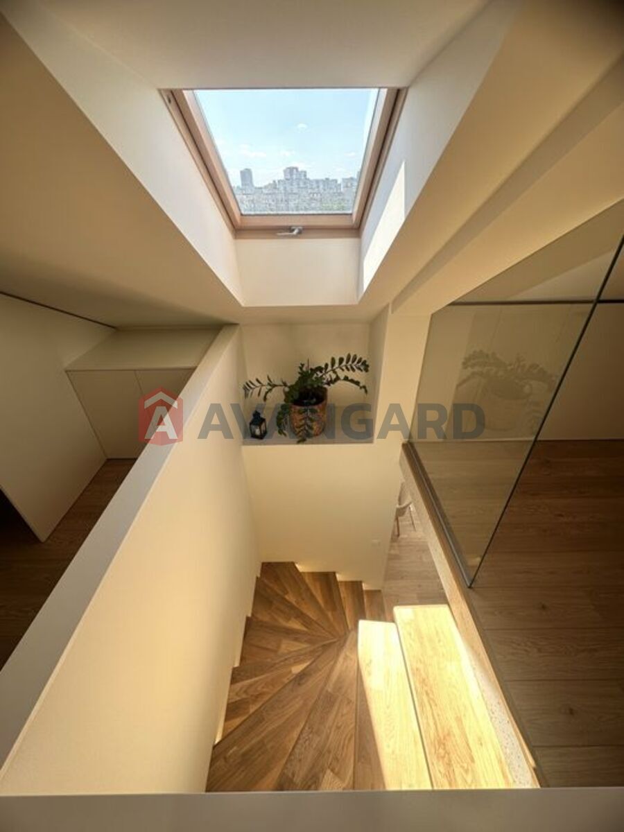 3 ��. ��������, 100/-/24 ��. �., 7/7 ������ ���� 12