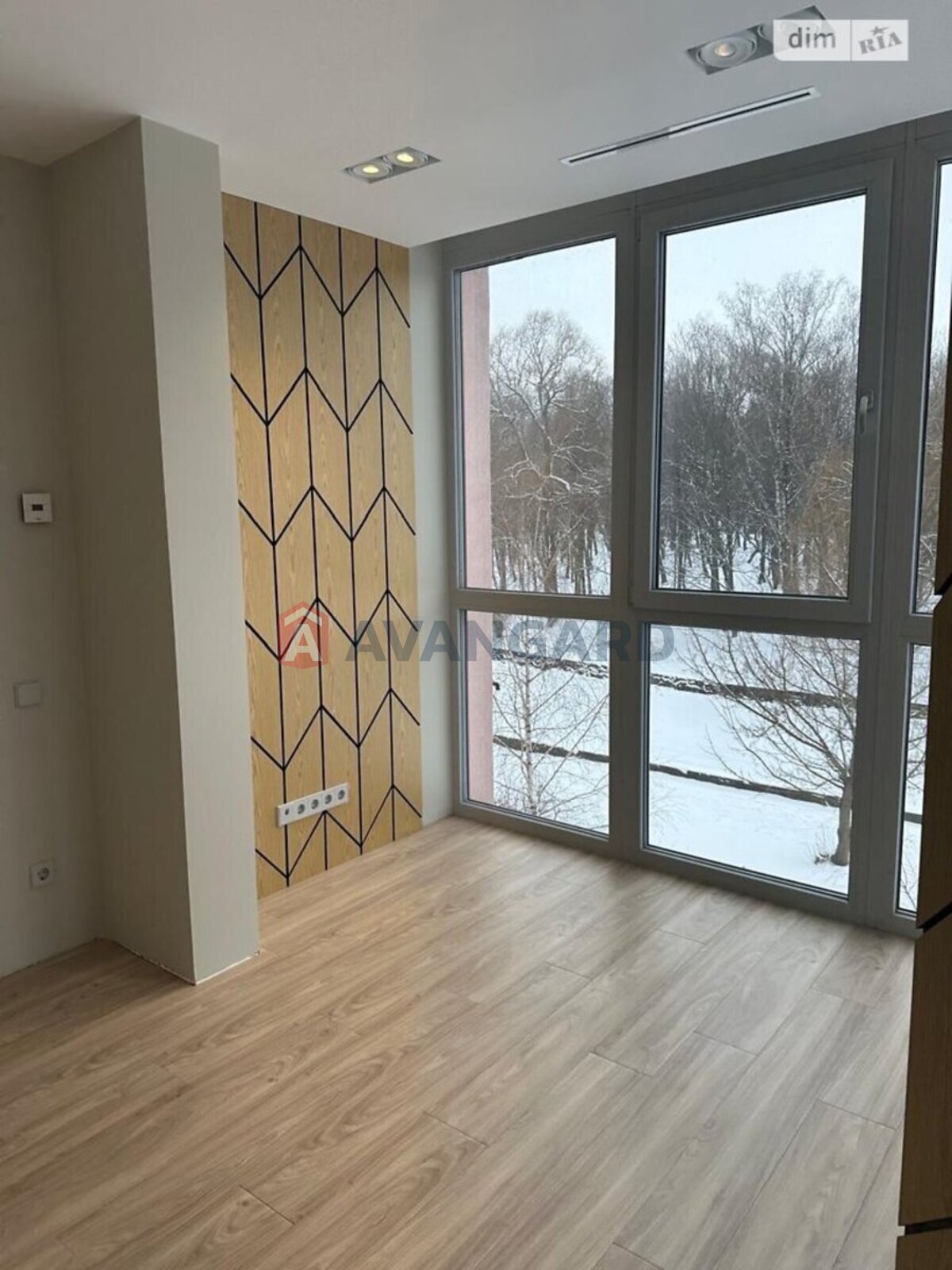 3 ��. ��������, 131/81/22 ��. �., 3/10 ������ ���� 17