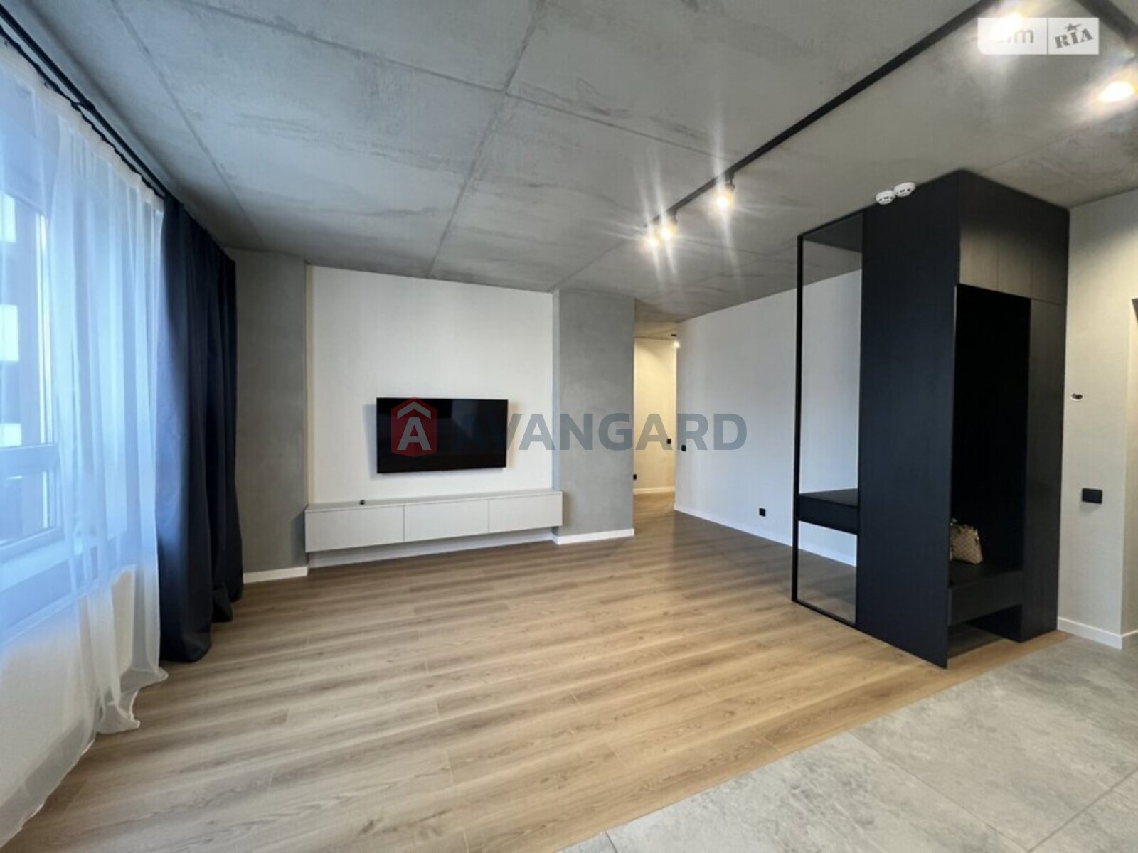 2 ��. ��������, 86/47/- ��. �., 14/16 ������ ���� 10