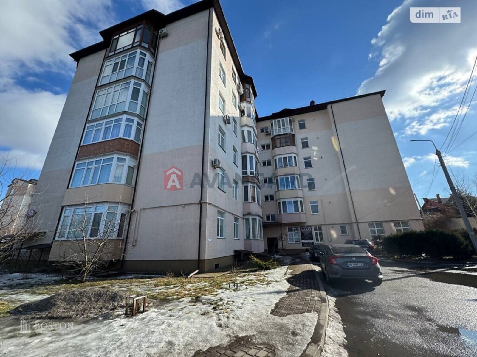 2 ��. ��������, 73/35/17 ��. �., 6/6 ������ ���� 23