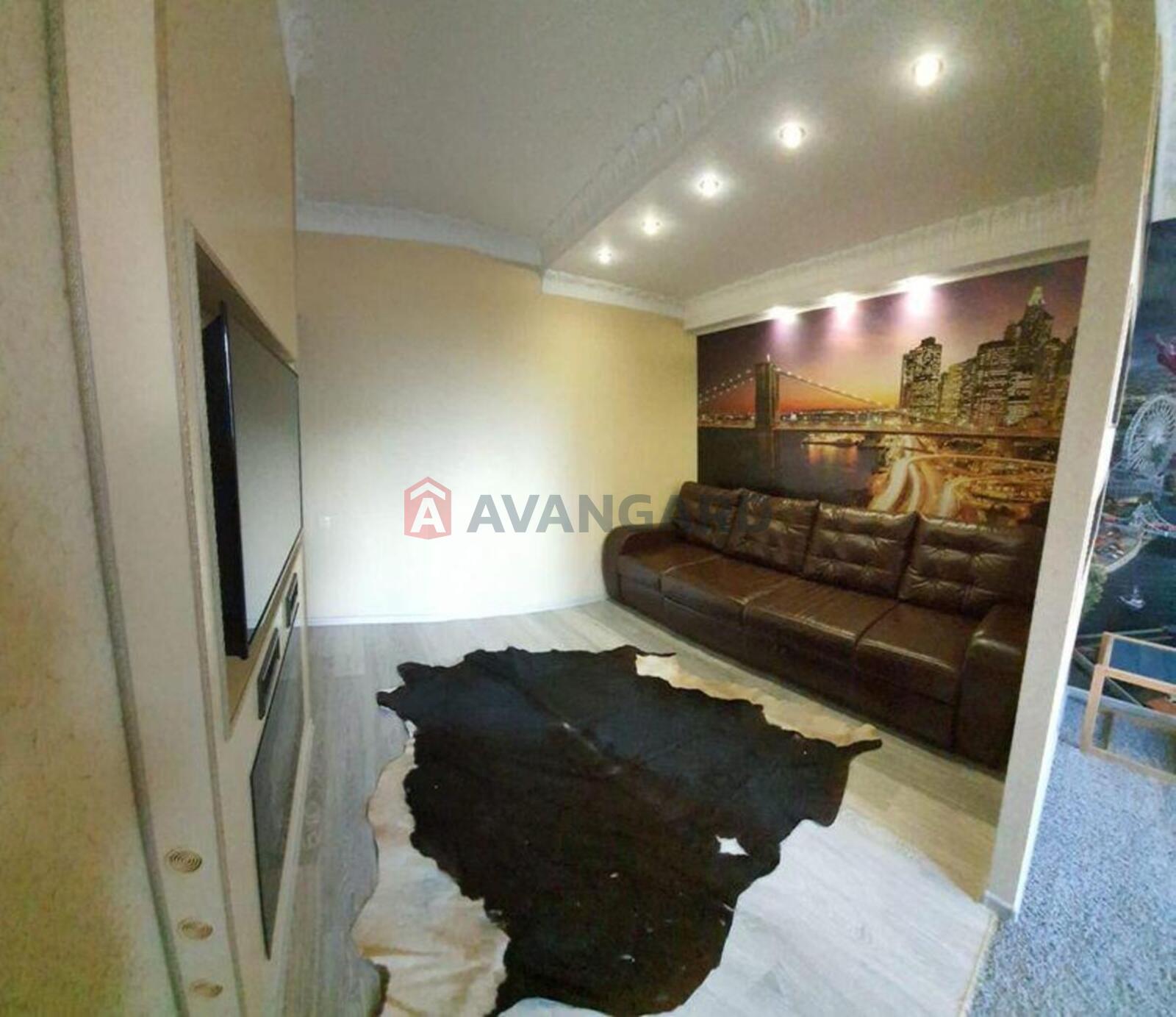 3 ��. ��������, 80/-/8 ��. �., 5/16 ������ ���� 10