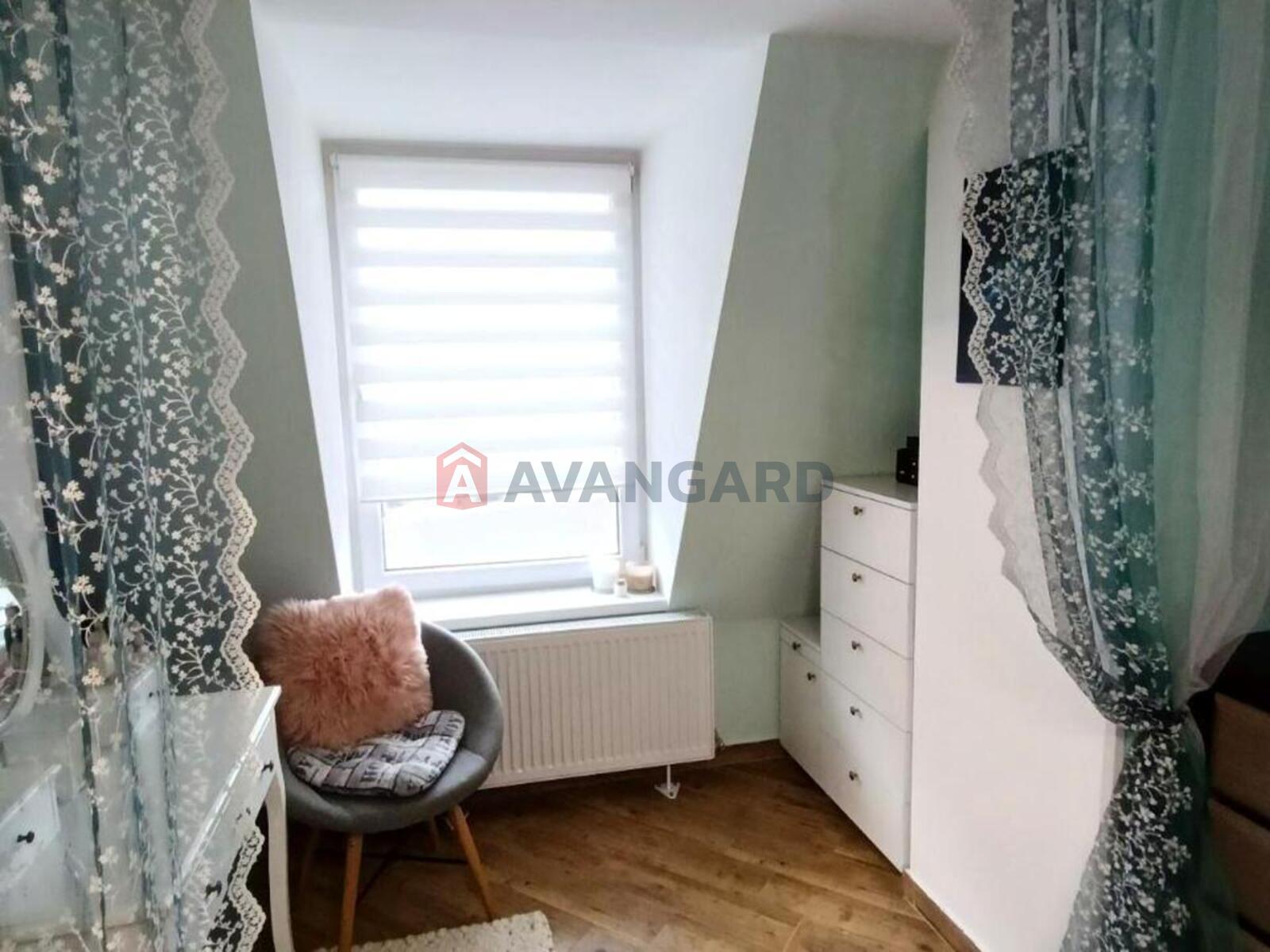 2 ��. ��������, 78/59/11 ��. �., 5/5 ������ ���� 14