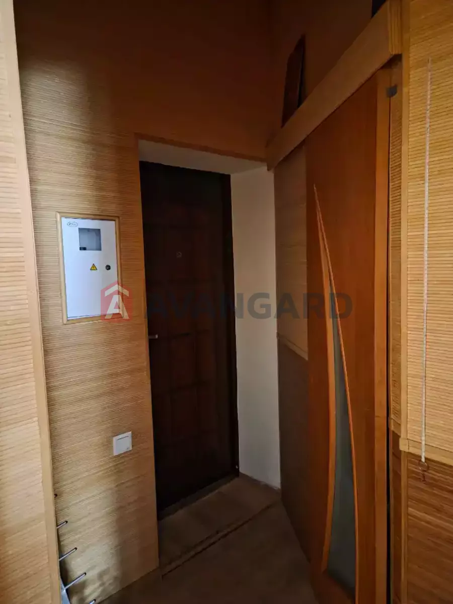 1 ��. ��������, 24/15/7 ��. �., 2/2 ������ ���� 20