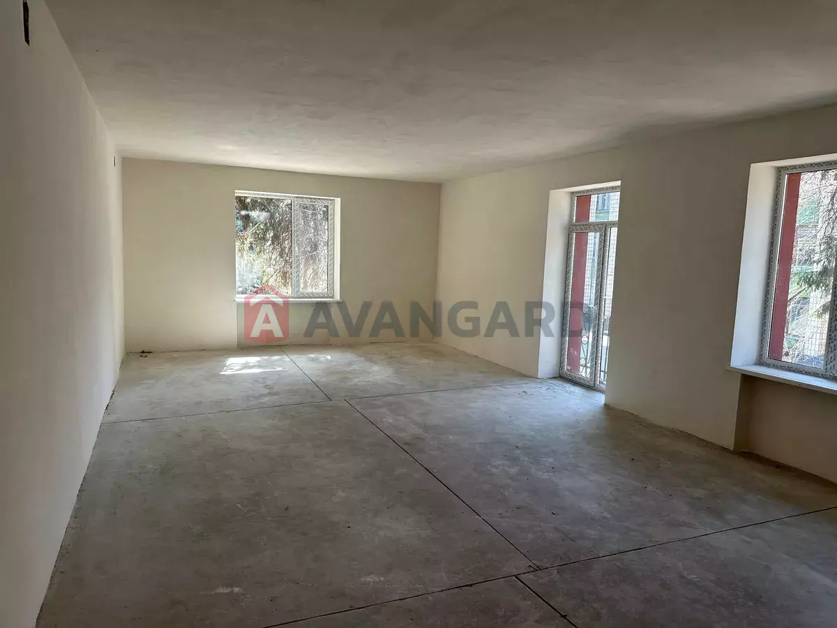 2 ��. ��������, 56/-/15 ��. �., 2/2 ������ ���� 5