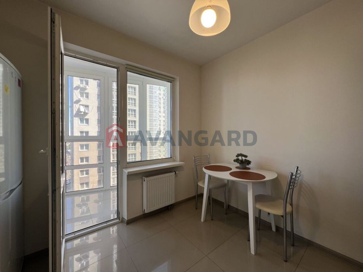 1 ����. ��������, 37/-/9 ��. �., 11/25 ���� ���� 3