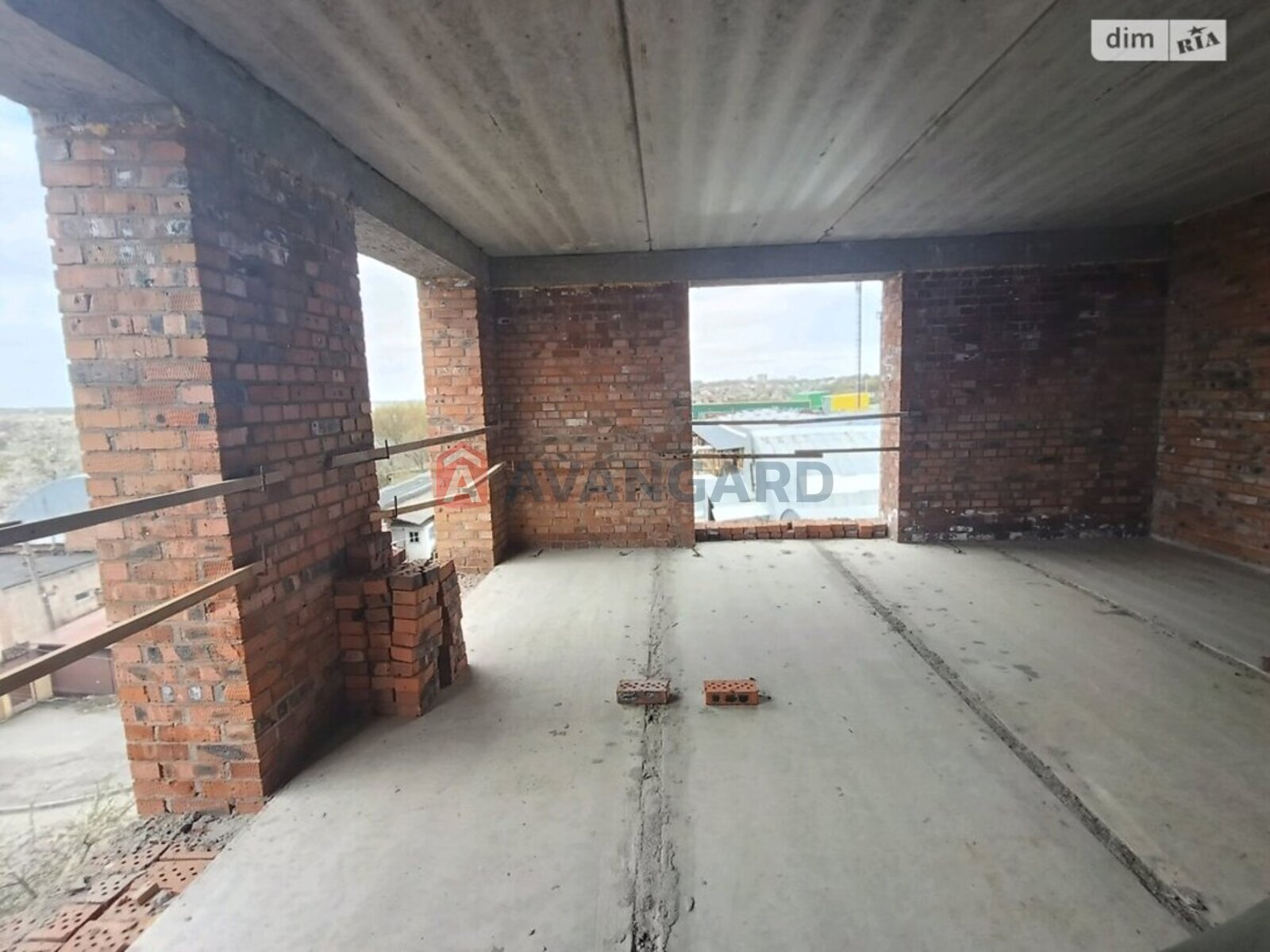 1 ��. ��������, 53/-/- ��. �., 10/10 ������ ���� 9